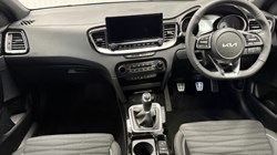 2025 (25) KIA CEED 1.5T GDi ISG 138 GT-Line 5dr 4675095