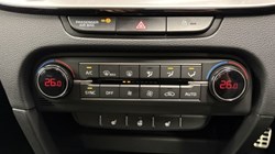 2025 (25) KIA CEED 1.5T GDi ISG 138 GT-Line 5dr 4675116
