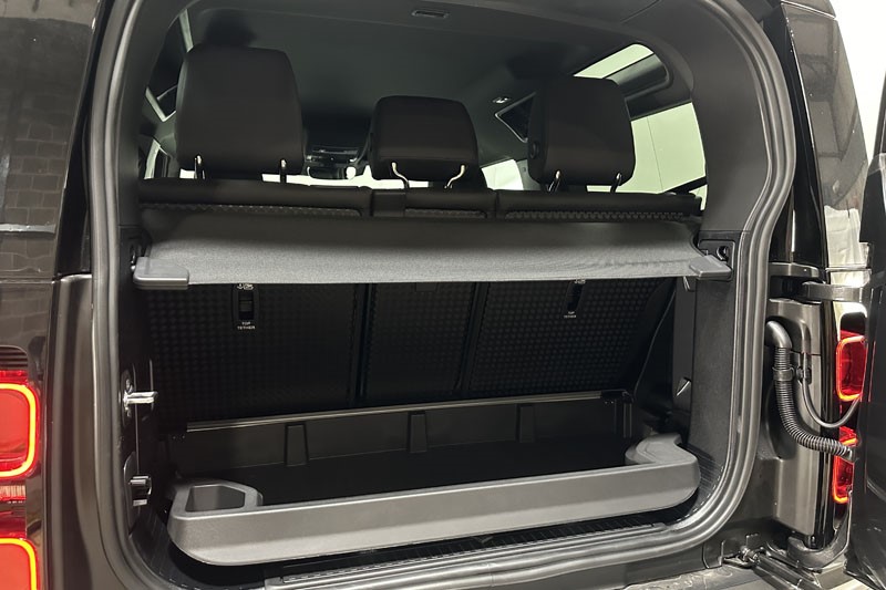  LAND ROVER DEFENDER 3.0 D350 X-Dynamic SE 90 3dr Auto 3565947