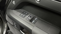 LAND ROVER DEFENDER 3.0 D350 X-Dynamic SE 90 3dr Auto 3565924