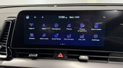 2025 (25) KIA SPORTAGE 1.6T GDi 207 HEV GT-Line 5dr Auto 5165605