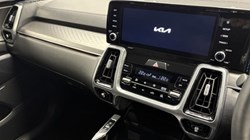 2023 (23) KIA SORENTO 1.6 T-GDi HEV Edition 5dr Auto 4537993