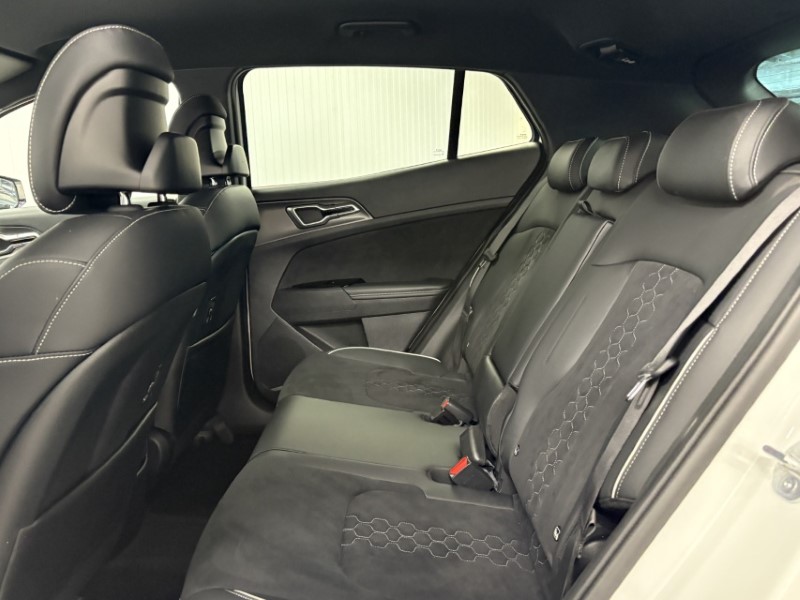 2024 (24) KIA SPORTAGE 1.6T GDi PHEV GT-Line 5dr Auto AWD 4531287