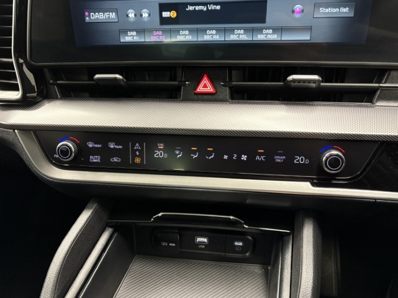 2024 (24) KIA SPORTAGE 1.6T GDi PHEV GT-Line 5dr Auto AWD 4531297