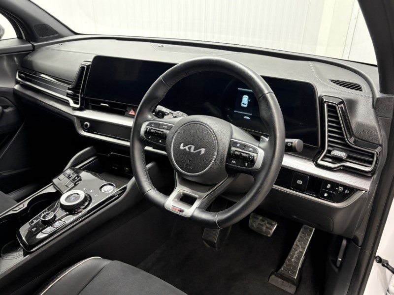 2024 (24) KIA SPORTAGE 1.6T GDi PHEV GT-Line 5dr Auto AWD 4531290