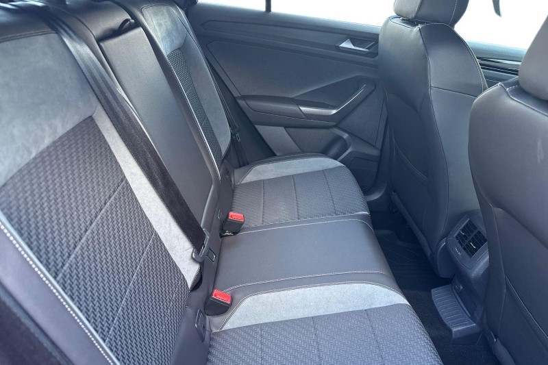2019 (69) VOLKSWAGEN T-ROC 2.0 TSI 4MOTION R 5dr DSG 5412708