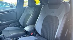 2019 (69) VOLKSWAGEN T-ROC 2.0 TSI 4MOTION R 5dr DSG 5412733