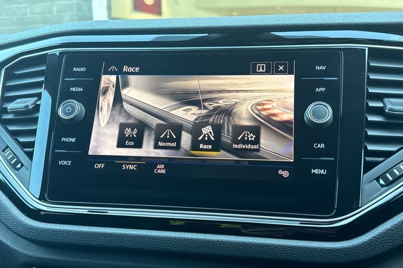 2019 (69) VOLKSWAGEN T-ROC 2.0 TSI 4MOTION R 5dr DSG 5412730