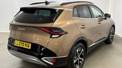 2022 (72) KIA SPORTAGE 1.6T GDi HEV 4 5dr Auto 4596612