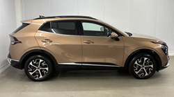 2022 (72) KIA SPORTAGE 1.6T GDi HEV 4 5dr Auto 4596628