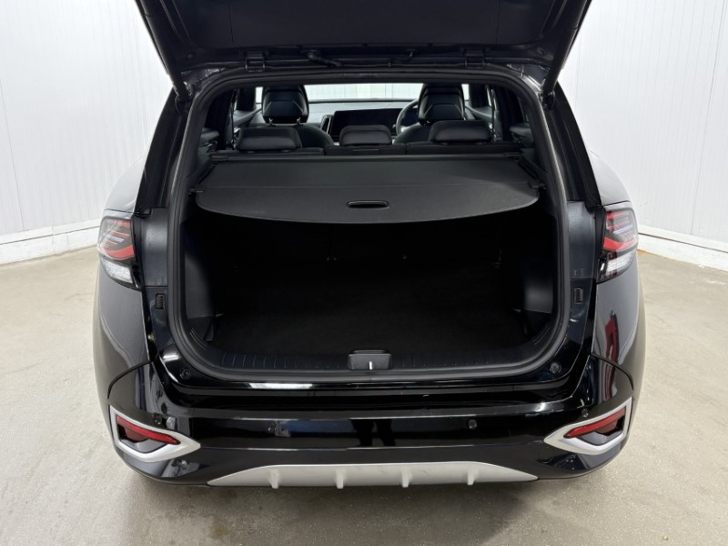 2024 (74) KIA SPORTAGE 1.6T GDi 207 HEV GT-Line S 5dr Auto 4565540