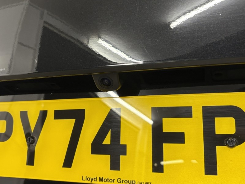 2024 (74) KIA SPORTAGE 1.6T GDi 207 HEV GT-Line S 5dr Auto 4565544