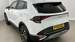 2022 (22) KIA SPORTAGE 1.6T GDi ISG Launch Edition 5dr 4595344