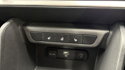 2022 (22) KIA SPORTAGE 1.6T GDi ISG Launch Edition 5dr 4595357