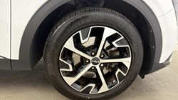 2022 (22) KIA SPORTAGE 1.6T GDi ISG Launch Edition 5dr 4595351