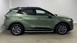 2025 (75) KIA SPORTAGE 1.6T GDi 207 HEV GT-Line S 5dr Auto 5212117