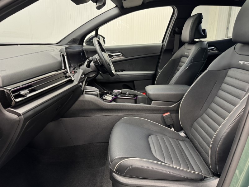 2025 (75) KIA SPORTAGE 1.6T GDi 207 HEV GT-Line S 5dr Auto 5212133