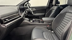 2025 (75) KIA SPORTAGE 1.6T GDi 207 HEV GT-Line S 5dr Auto 5212133