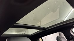 2025 (75) KIA SPORTAGE 1.6T GDi 207 HEV GT-Line S 5dr Auto 5212138