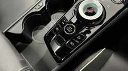 2025 (75) KIA SPORTAGE 1.6T GDi 207 HEV GT-Line S 5dr Auto AWD 5220136