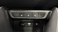 2025 (75) KIA SPORTAGE 1.6T GDi 157 48V ISG 3 5dr 5219265