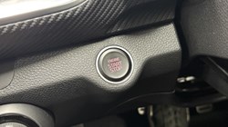 2025 (25) KIA STONIC 1.0T GDi 48V 98 GT-Line S 5dr DCT 4572359