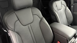 2025 (25) KIA SORENTO 2.2 CRDi 3 5dr DCT 4590429