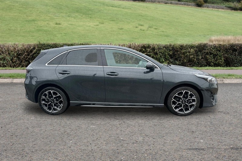 2025 (74) KIA CEED 1.5T GDi ISG 138 GT-Line 5dr 5459034