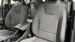 2025 (75) KIA NIRO 1.6 GDi PHEV 2 5dr DCT 5215118