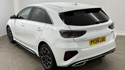 2024 (24) KIA CEED 1.5T GDi ISG 138 GT-Line 5dr DCT 4633558
