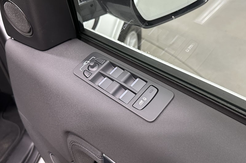 2025 (25) LAND ROVER DISCOVERY SPORT 1.5 P270e S 5dr Auto [5 Seat] 3607642