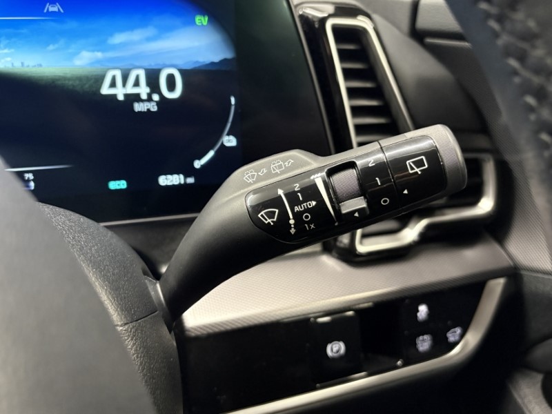 2025 (75) KIA SPORTAGE 1.6T GDi 207 HEV GT-Line S 5dr Auto 5340825