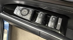 2024 (24) KIA SORENTO 1.6 T-GDi PHEV 4 5dr Auto 4672945