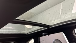 2024 (24) KIA SORENTO 1.6 T-GDi PHEV 4 5dr Auto 4910556