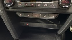 2019 (19) KIA CEED 1.4T GDi ISG First Edition 5dr 4669261
