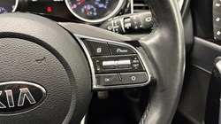 2019 (19) KIA CEED 1.4T GDi ISG First Edition 5dr 4669267