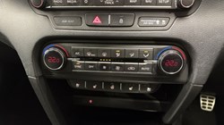 2019 (19) KIA CEED 1.4T GDi ISG First Edition 5dr 4669242