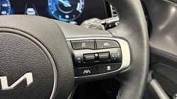 2025 (25) KIA SPORTAGE 1.6T GDi 207 HEV 3 5dr Auto 4664268