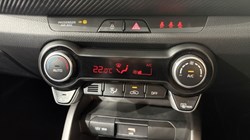 2025 (75) KIA STONIC 1.0T GDi 98 GT-Line 5dr 4648769