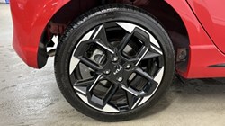 2025 (25) KIA PICANTO 1.2 GT-line S 5dr Auto 4638768