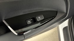 2024 (74) KIA SPORTAGE 1.6T GDi 207 HEV 3 5dr Auto 4671910