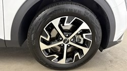 2024 (74) KIA SPORTAGE 1.6T GDi 207 HEV 3 5dr Auto 4671917