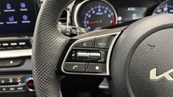 2025 (74) KIA CEED 1.5T GDi ISG 138 GT-Line 5dr 4818831