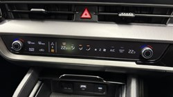 2025 (25) KIA SPORTAGE 1.6T GDi 207 HEV GT-Line 5dr Auto 4671716