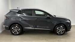 2025 (25) KIA SPORTAGE 1.6T GDi 157 48V ISG 3 5dr 4650653