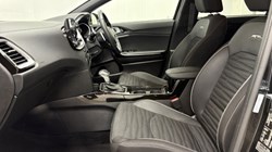 2025 (25) KIA CEED 1.5T GDi ISG 138 GT-Line 5dr DCT 4648604