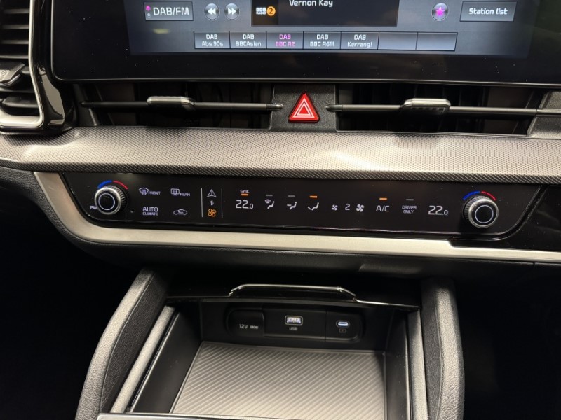 2024 (24) KIA SPORTAGE 1.6T GDi PHEV 3 5dr Auto AWD 4804856