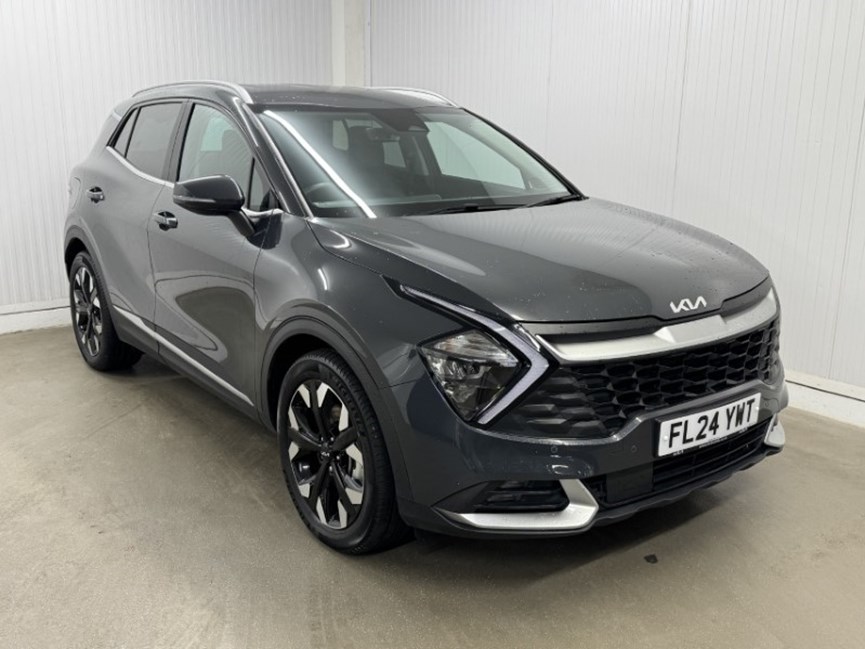 2024 (24) KIA SPORTAGE 1.6T GDi PHEV 3 5dr Auto AWD