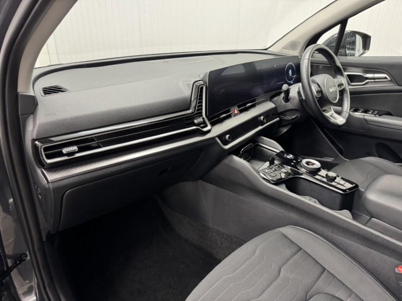 2024 (24) KIA SPORTAGE 1.6T GDi PHEV 3 5dr Auto AWD 4804851