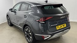 2024 (24) KIA SPORTAGE 1.6T GDi PHEV 3 5dr Auto AWD 5103644
